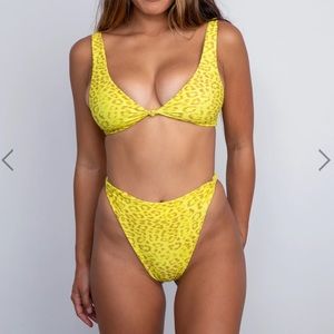 NWT Skatie Bikini - Penny Top (M)/Salty Bottom (L) TULUM